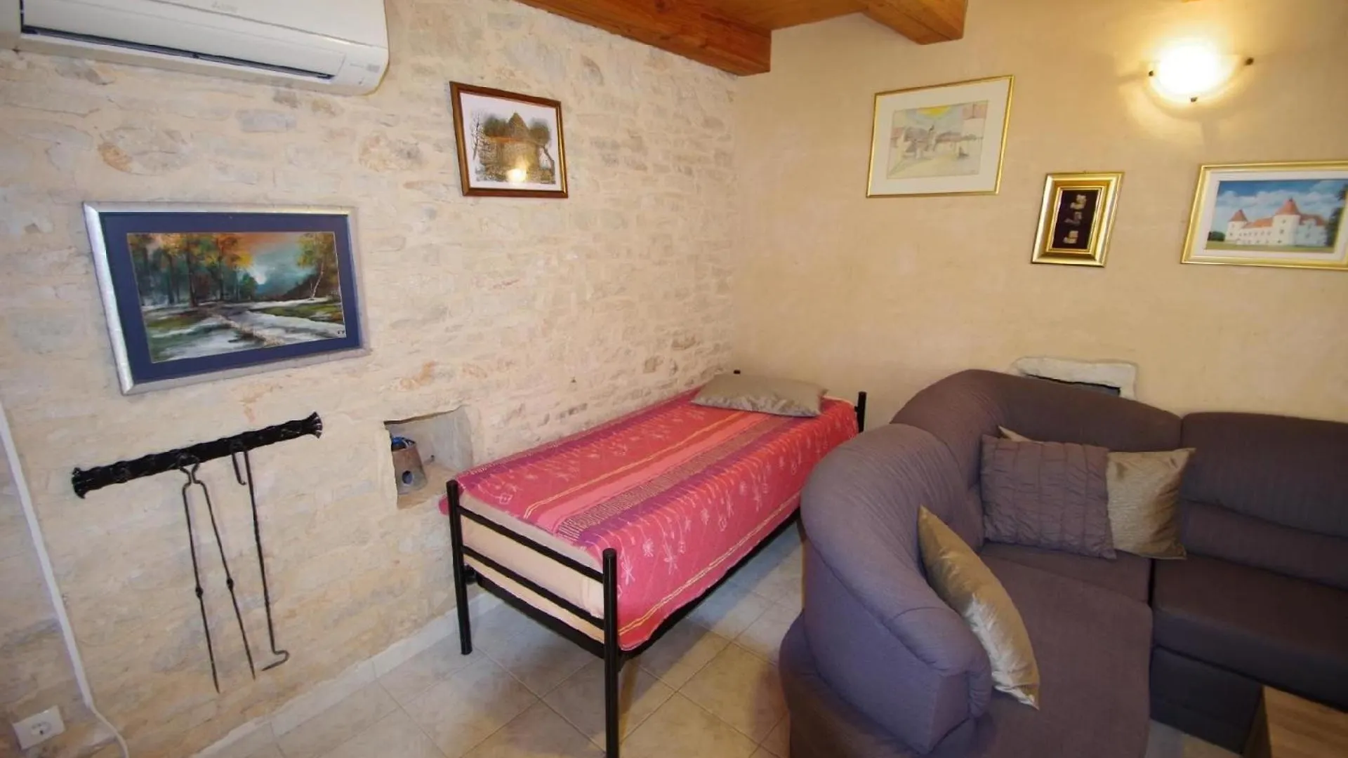 Дом отдыха Ferienhaus In Kavran Mit Terrasse Und Grill